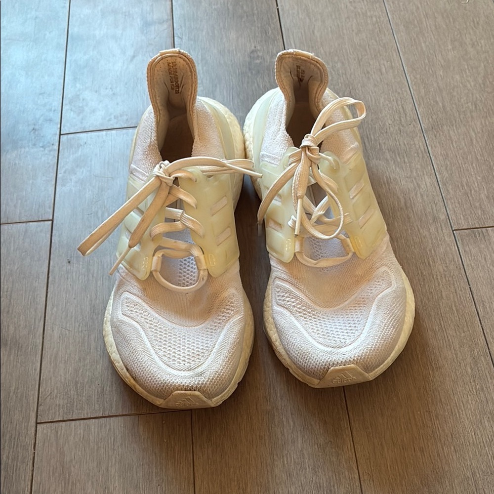 Adidas Women’s Running Sneakers in Cream/Off-White